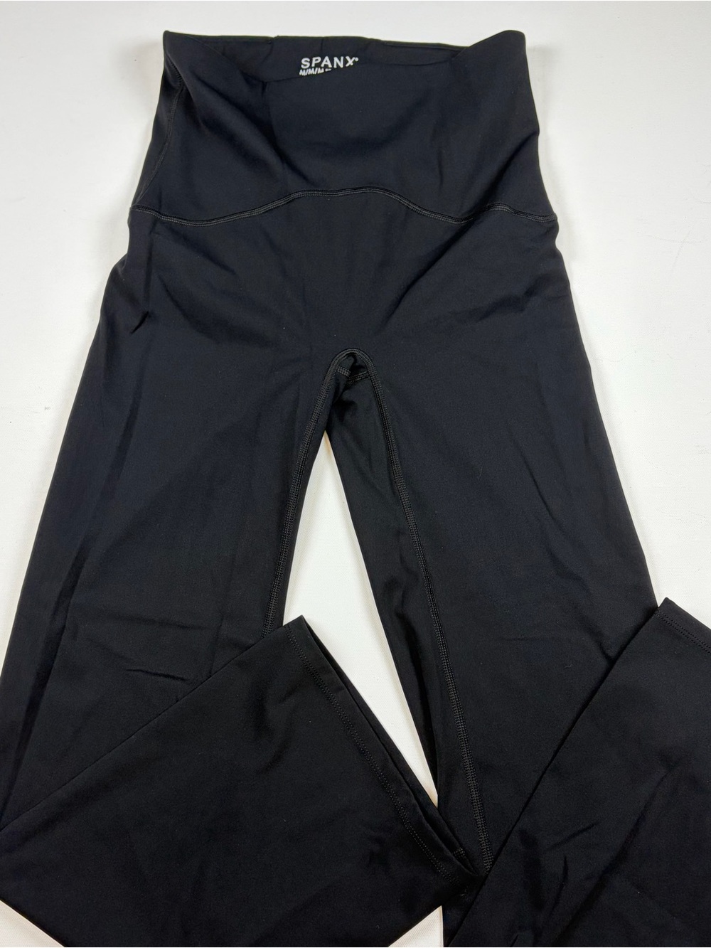 SPANX BOOTY BLACK FLATE PANTS MEDIUM TALL LONG